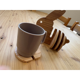 一家団欒のひとときやおもてなしに♪木製動物型コースター