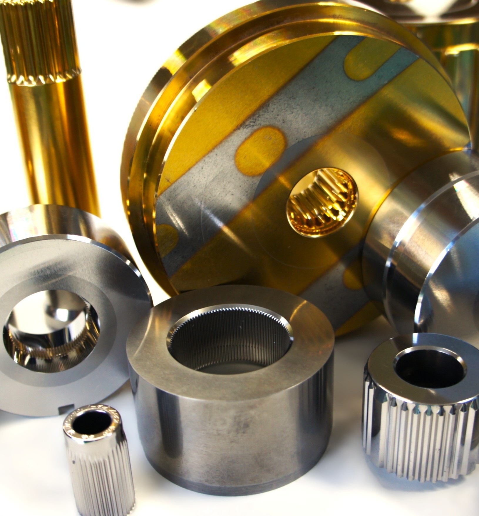 冷間鍛造金型（歯型・スプラインギヤ・セレーション型） 中央ダイス