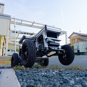 悪路走破性が高い!スズキの電動モビリティベースユニット