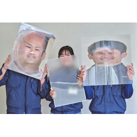 日本特殊光学樹脂株式会社