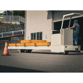 安全・快適・効率の最適解！20TON乗用型EV製品搬送車 