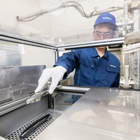 絶縁性・電波透過性・光透過性を兼ね備えた『加飾めっき技術』