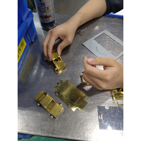 株式会社葵製作所