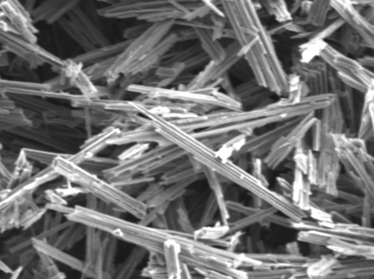 熱伝導性・電気伝導性の向上に！カーボンナノファイバー（CNF）