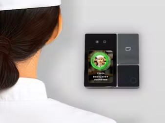世界最高水準のAI顔認証システム FaceWatch エイト・シーズ | イプロス