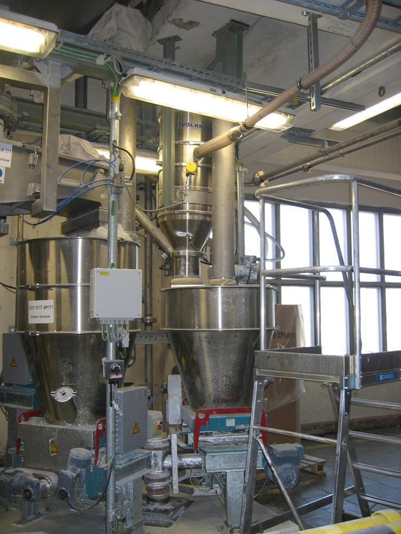 【電池業界向け】バキュームコンベア