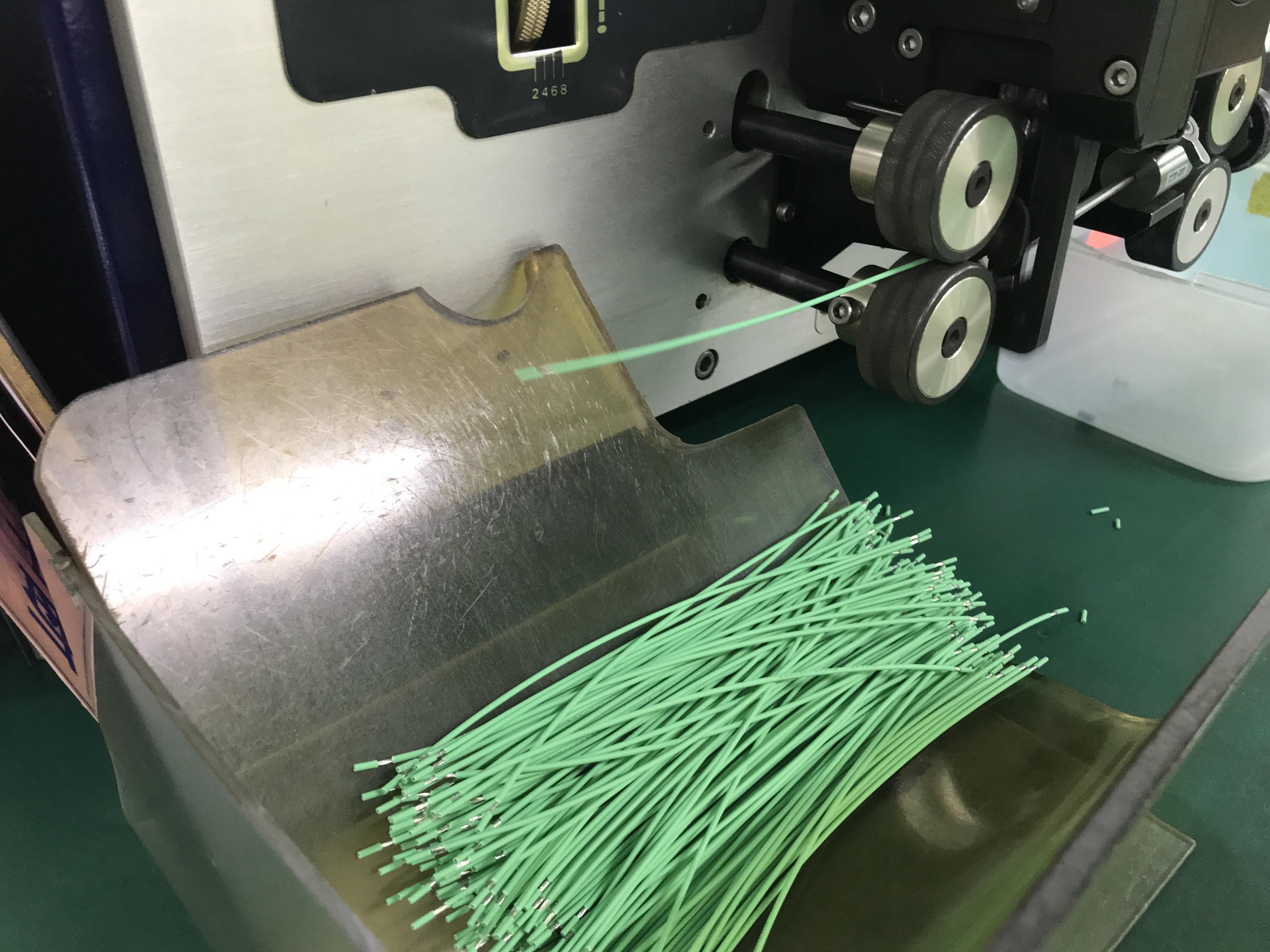 【産業機械向け】リード線加工サービス