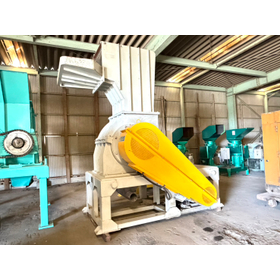 Japanese Seam Manufacturing Cleaning Crusher PF-2000A 37 kW