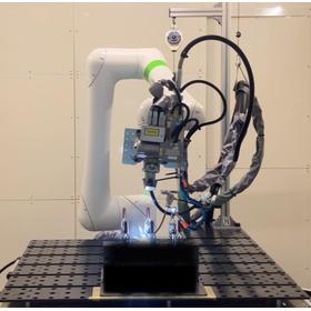 量産型 CRXロボレーザー溶接セル