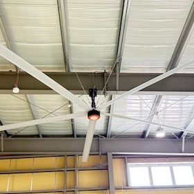 【快適な空調環境を実現】空調効率を高める省エネルギー型大型ファン