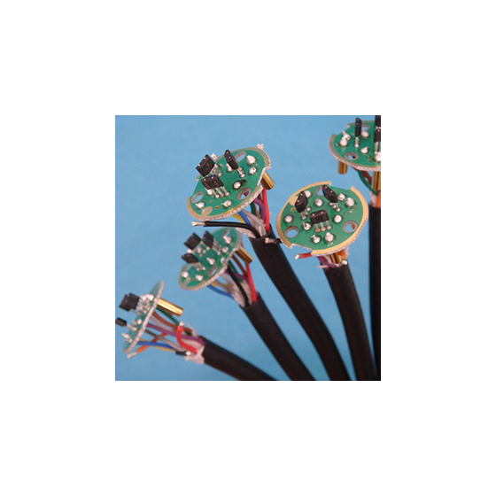 事例_端末加工_基盤半田_ipros-catalog.jpg