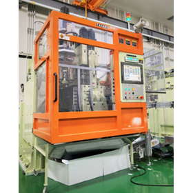 『ダイレクトブロー成形機』のご紹介
