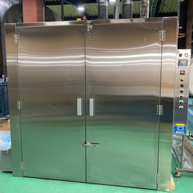 NCCオリジナル工業用電気式焼付乾燥炉導入事例