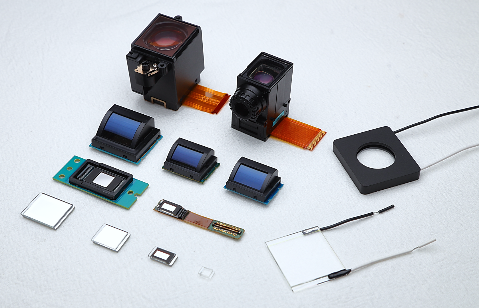 【AR/VR向け】液晶光学素子製品