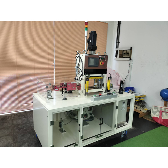 卓上プレス機+オートリール内蔵架台.jpg