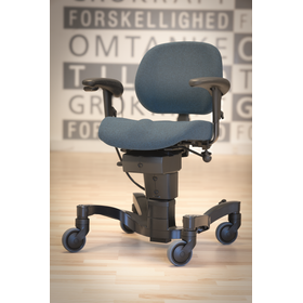 Vela_chair_01.png
