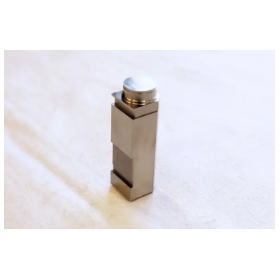 成形用コアピンの精密加工事例【半導体業界】
