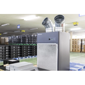 産業用空気清浄機導入事例　エアブロー作業所　トヨタ電子株式会社様