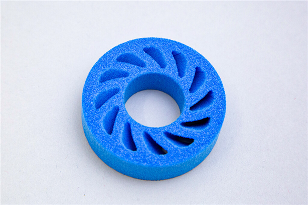 【航空宇宙向け】ゴム・スポンジ軟質材の切削加工