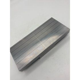 溝加工 DC53 ダイス鋼 治具設計