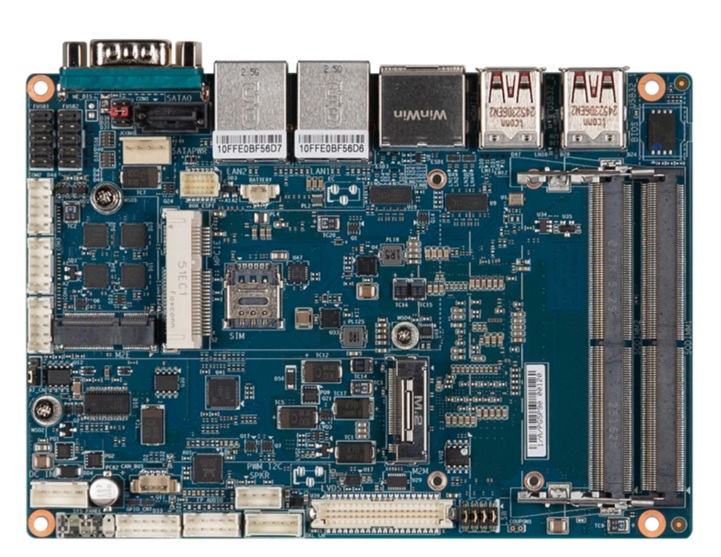 AAEON　3.5インチ規格組込み用ファンレスCPUボード　Intel Braswell N3160搭載　COM×6＋タッチコントローラ付モデル　GENE-BSW5-0002 3.5\u201d SubCompact Board with Intel® Core™ i7⁄i5⁄i3⁄Celeron