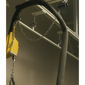 長尺のホースや配線を使用している作業の省力化事例