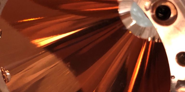 【時計向け】タフピッチ銅の光沢表面加工技術