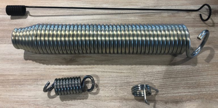 【医療機器向け】手曲げばね加工