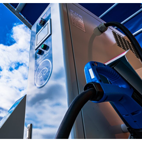 【物流向け】EV充電器 導入・工事・運用・保守