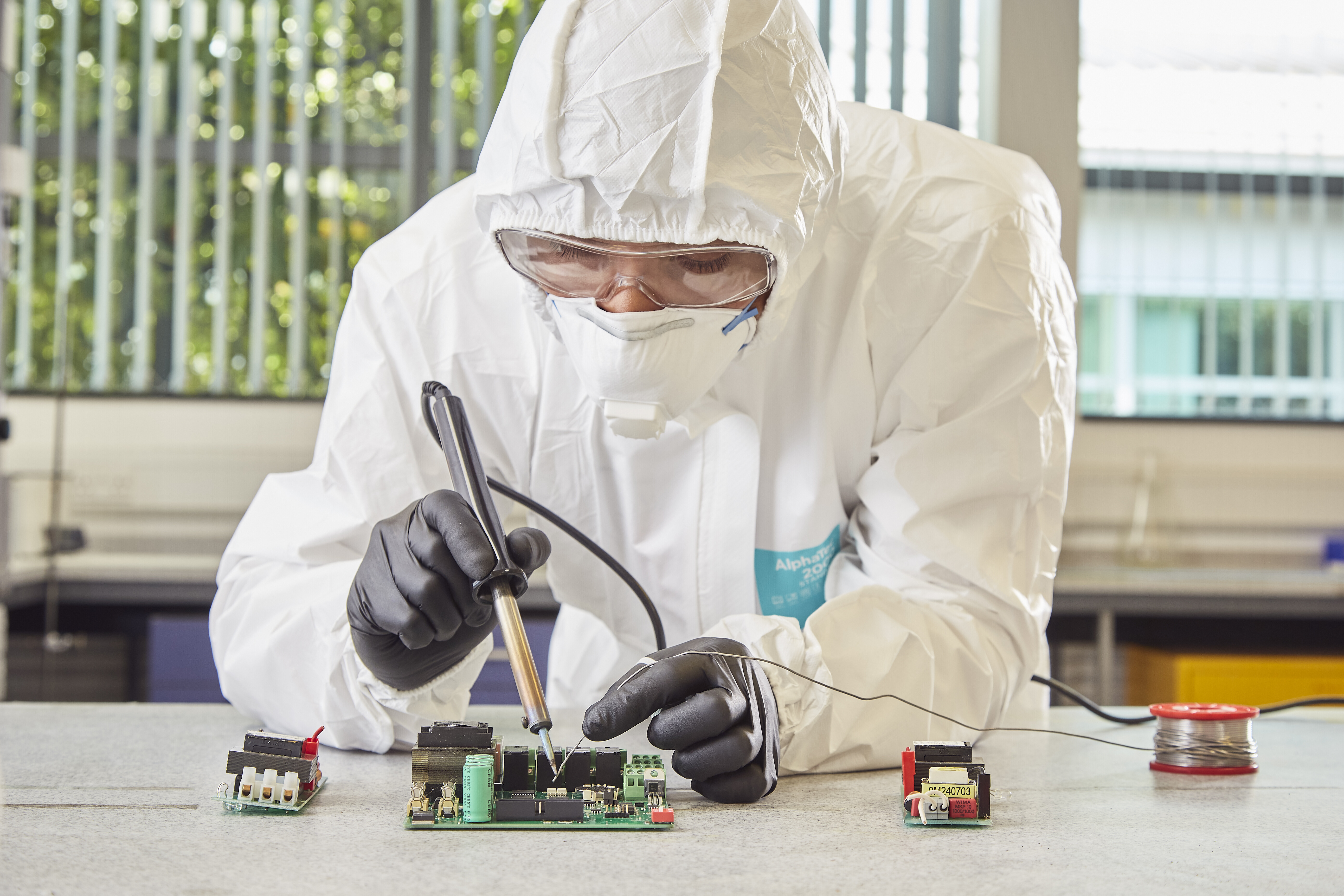 【電子機器製造向け】MICROFLEX 94-242