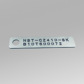 SUS304銘板の加工事例