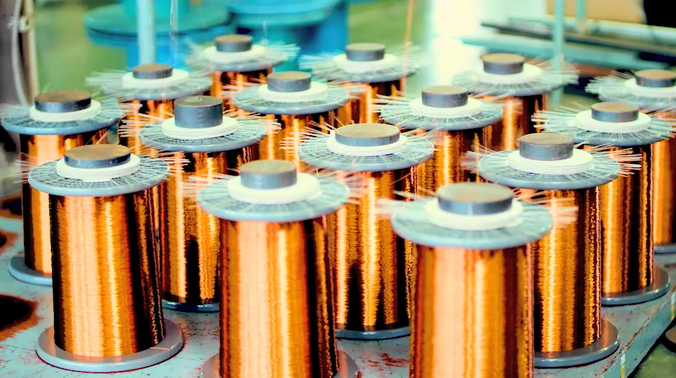 マグネットワイヤー撚線