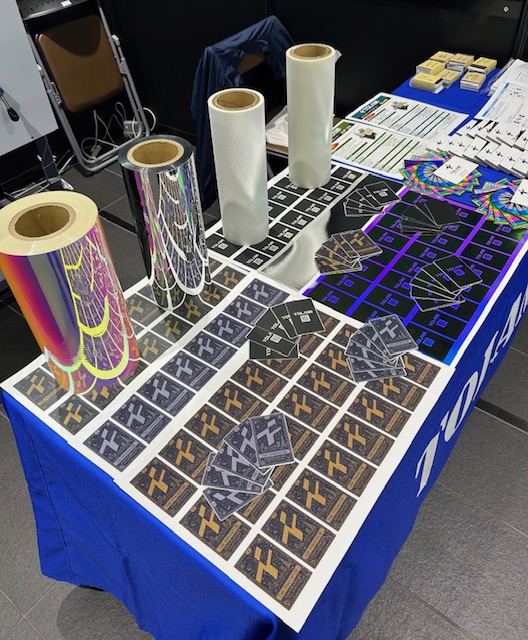 A3ワイド フルオート パウチラミネーター『ZDP-330』 | 東京