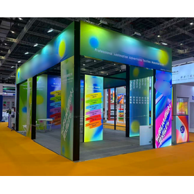Easy to assemble and reusable LED light box for exhibitions.