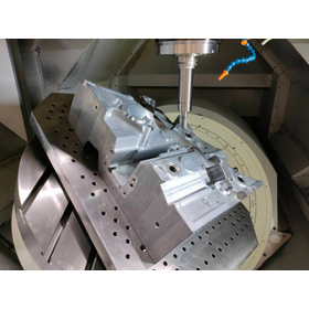 成形機に合わせたブロー金型移管サービス 製品画像