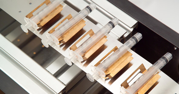 【食品業界向け】シームレス金属ベルトコンベアシステム