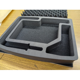 ケース内パッド（B4 使用）　スポンジ加工品　素材選定から可能