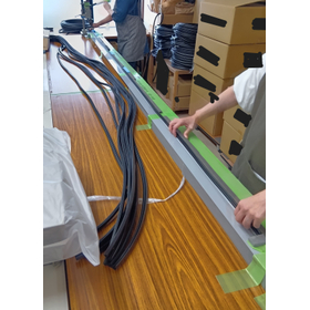 We accept orders for extrusion products, cutting processing, adhesive bonding, and manual processing.