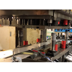 金型製作、量産対応