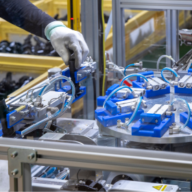 【自動組立機械】圧入機や組立設備など