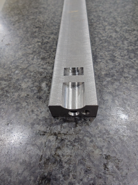 【半導体製造装置向け】鋳物の精密5軸加工