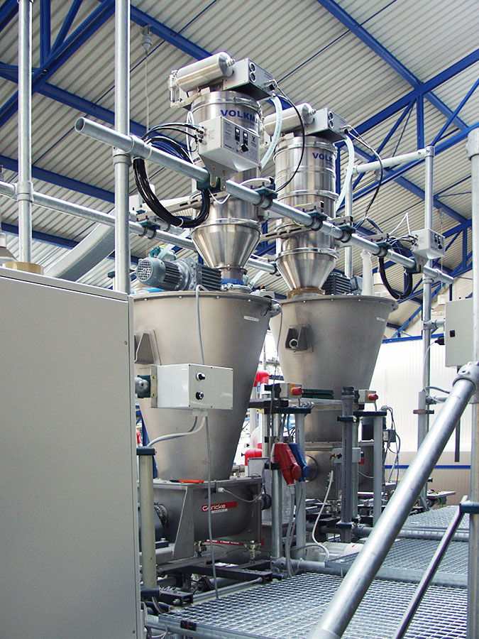 【農業・肥料製造工場様向け】バキュームコンベア：種子搬送の効率化