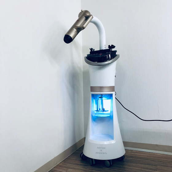 過熱水蒸気（美顔器）