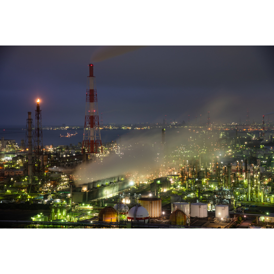 pixta_41390305_M (工場夜景）.jpg