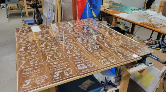 レーザー加工機導入事例：作品制作