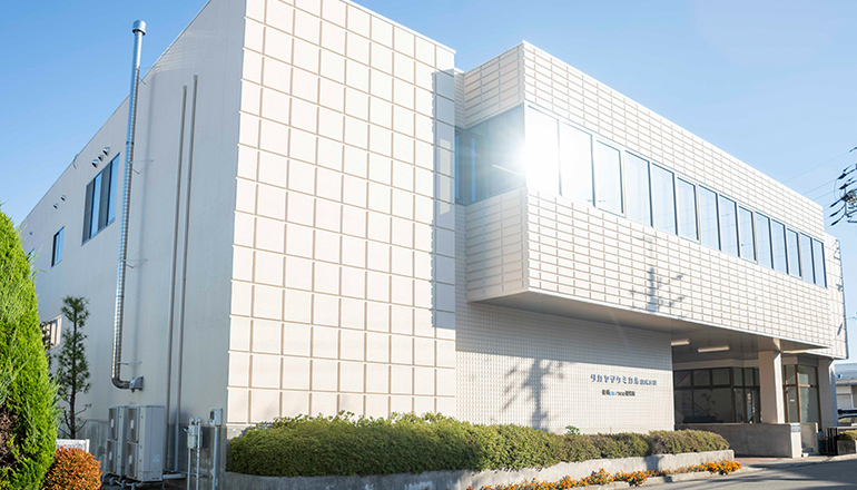 【自動車軽量化向け】タカヤマケミカル株式会社