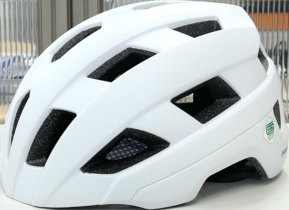 GEAR(ギアー) ホワイト KGO-GE 【ヘルメット】 | 新日本機能食品 - Powered by イプロスものづくり