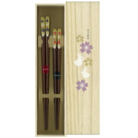 一双　吉兆桐箱夫婦箸　楽うさぎ 23cm&20.5cm