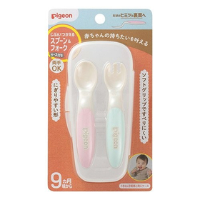 ピジョン　じぶんでつかえる　スプーン＆フォーク　ケース付き（ＳＷ