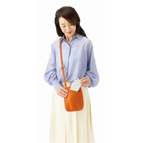 理想サイズのスマホポーチ オレンジ